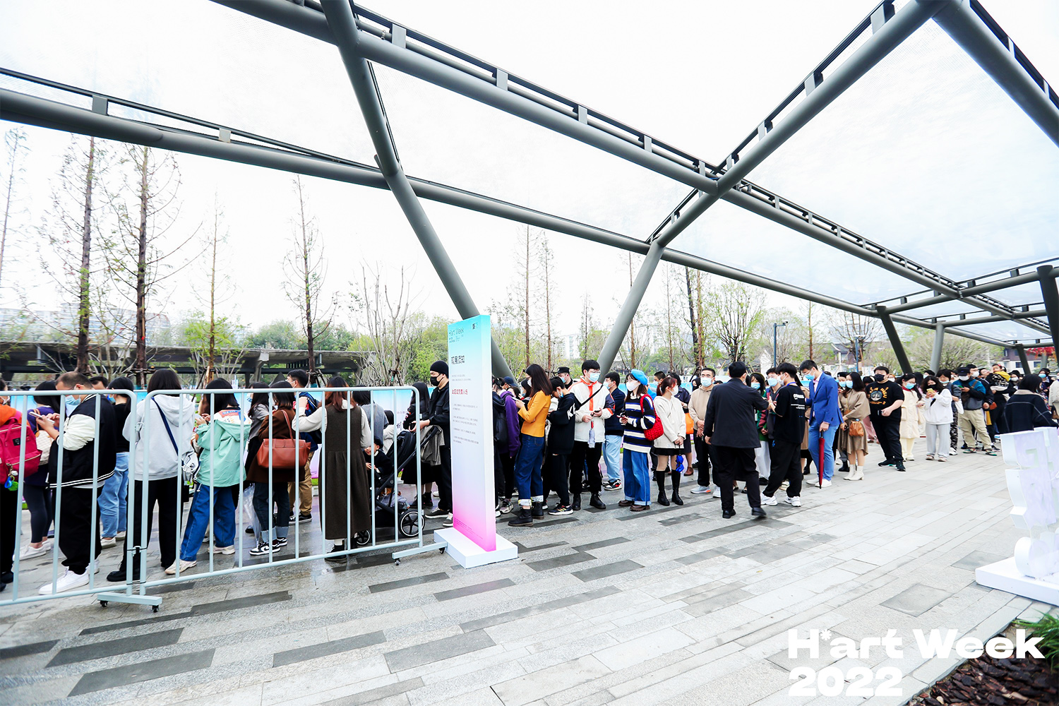 (dng)Y(ji)ɢȺˈ(chng)